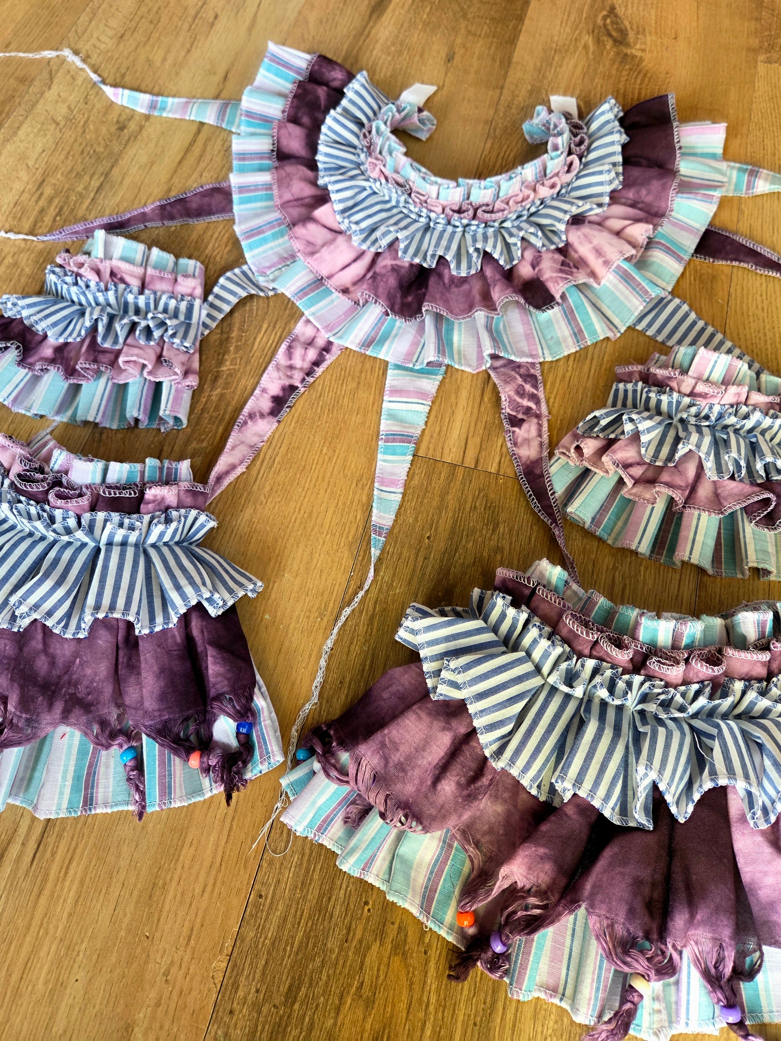 🔥 Fire Friendly 5-Piece Clown Set ~ Sugar & Stripe Carousel ☆